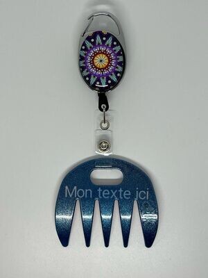 Grat-grat bleu pailleté personnalisé  - Clipper mandala violet, dans son coffret cadeau.