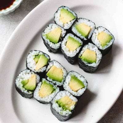 AM: Avocado Maki – 6 Stk