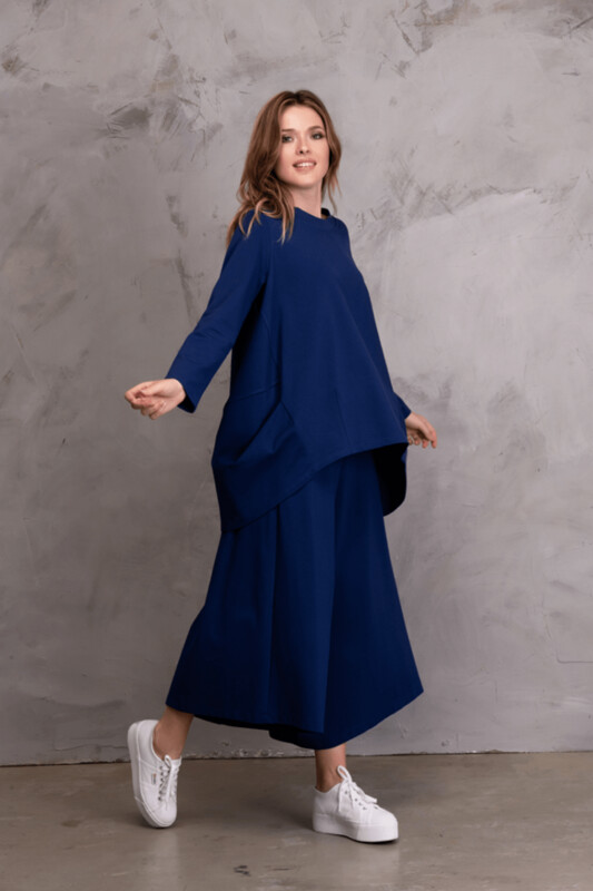 Blue Oriental Style