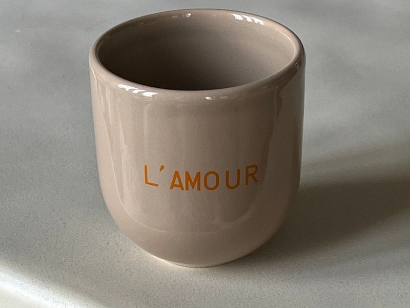 Sisi Mok, L'Amour