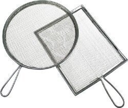 Grobmaschiges Spritzsieb, (Maschen 2 x 2 mm)