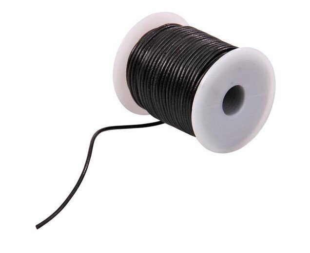 1 Stück Lederriemen2 mm Ø, Spule zu 25 m, schwarz 1 Stück Lederriemen2 mm Ø, Spule zu 25 m, schwarz