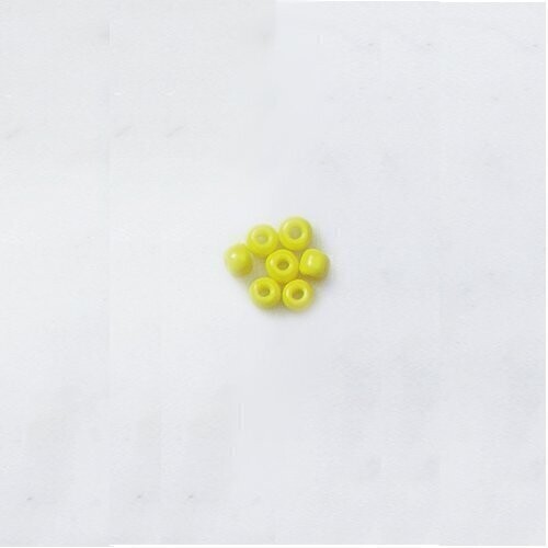 Tschechische Stickperlen Dose zu 100 g, 2,5 mm Ø gelb Tschechische Stickperlen Dose zu 100 g, 2,5 mm Ø gelb