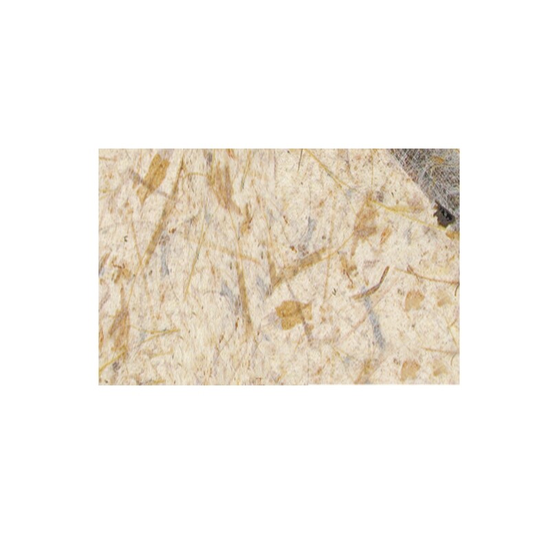 Bananenpapier 35 g / qm, 47 x 64 cm, 25 Bogen, weiss Bananenpapier 35 g / qm, 47 x 64 cm, 25 Bogen, weiss