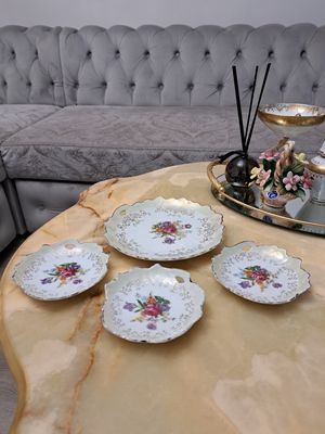Lėkštučių komplektas
