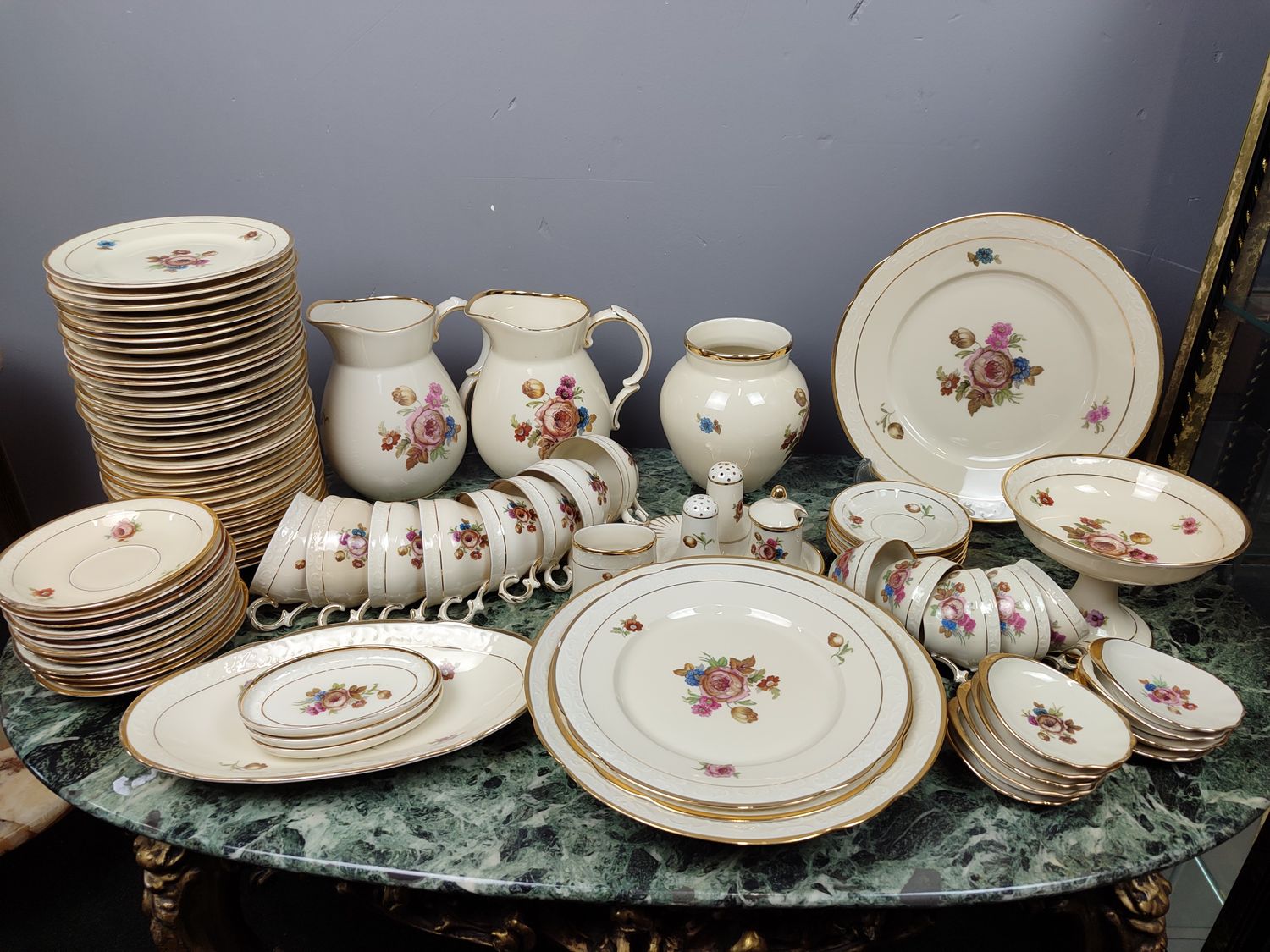 &quot;Kjøbenhavns Porcellains Maleri KPM (Danija) servizas (visos dalys parduodamos atskirai)