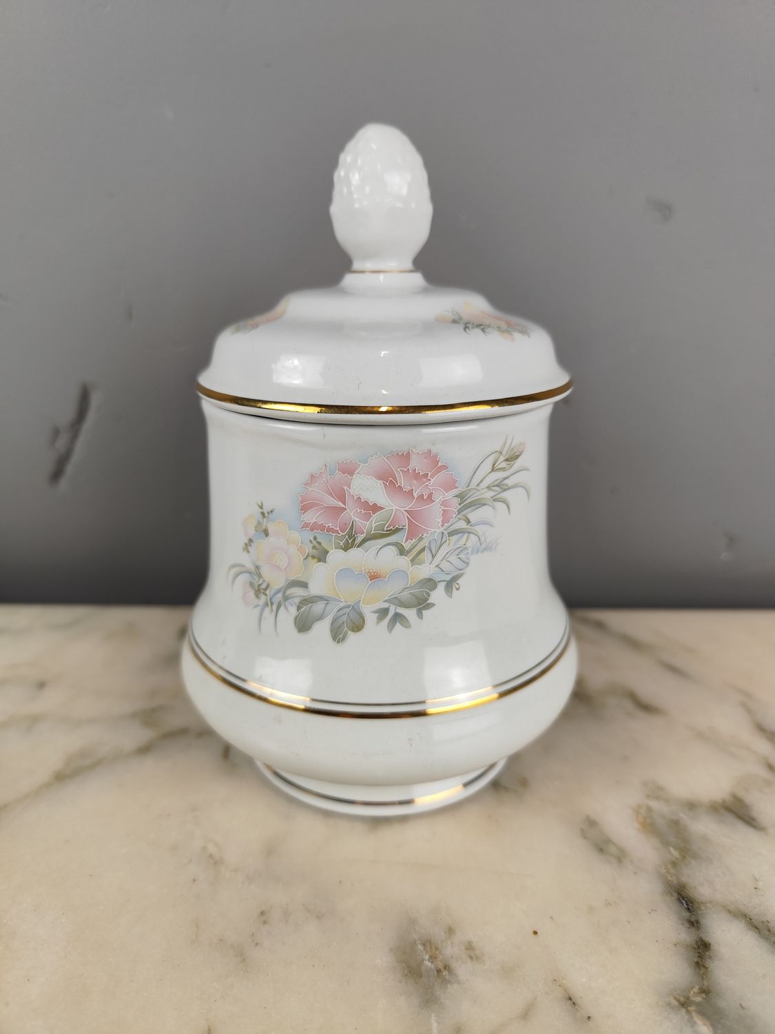 &quot;Limoges&quot; indelis