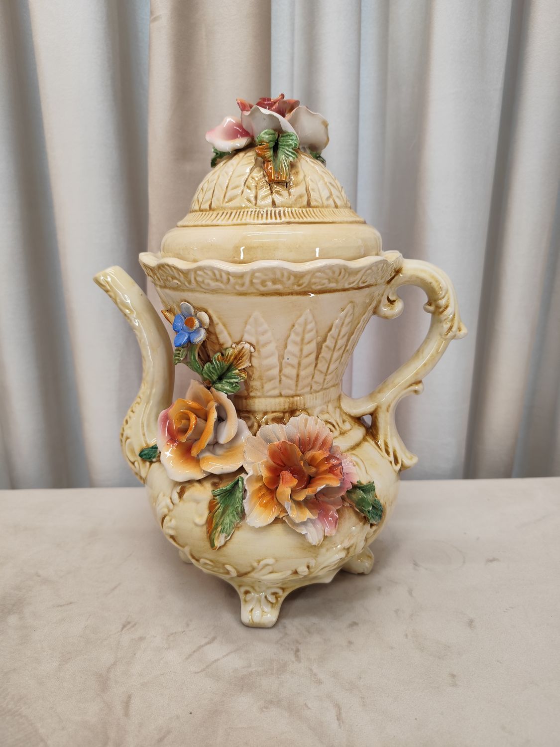 Itališkas &quot;Capodimonte&quot; arbatinukas