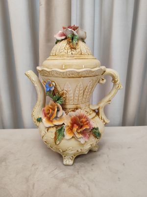 Itališkas &quot;Capodimonte&quot; arbatinukas