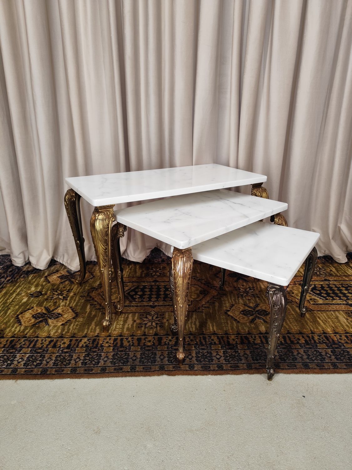 Staliukų komplektas su marmuro akmenukais