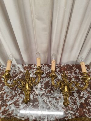 Sieniniai šviestuvai