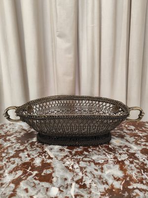 Metalinis pintas krepšys/indas