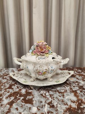 Itališkas V.Bassano indas su lėkšte ir samčiu