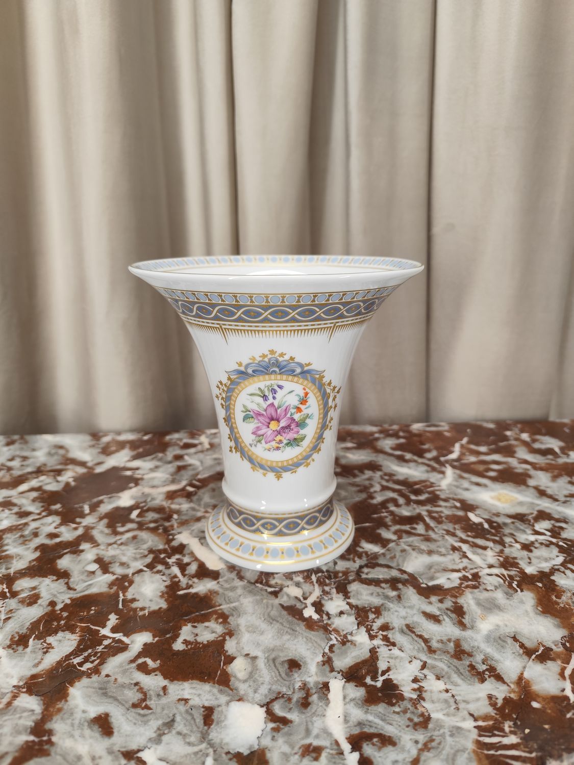 "Kaiser" porceliano vazelė