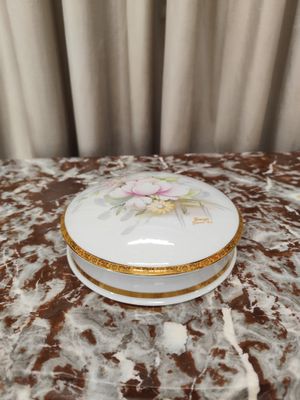 "Limoges" porceliano dėžutė