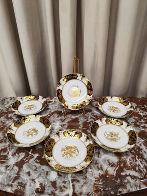 Porcelianinės lėkštutės