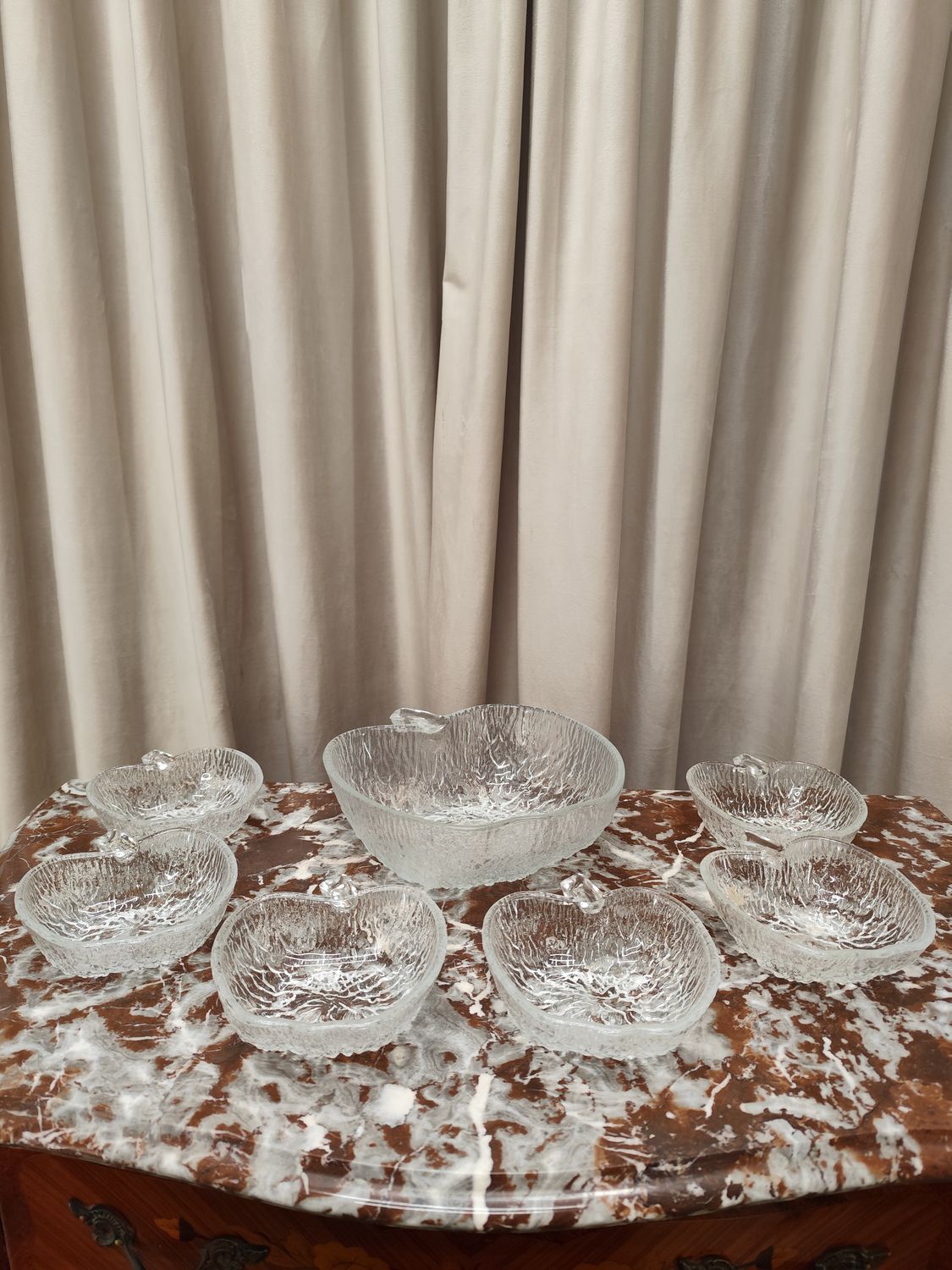 Stiklinių dubenėlių komplektas