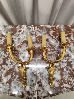 Sieniniai šviestuvai