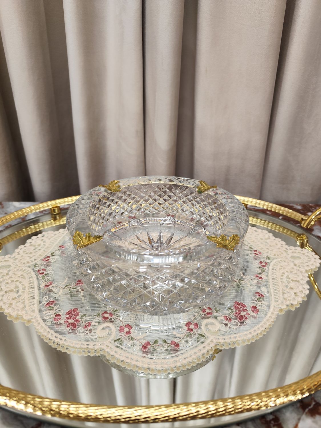 Krištolinė peleninė