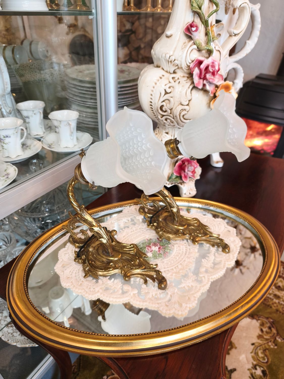 Sieniniai šviestuvai