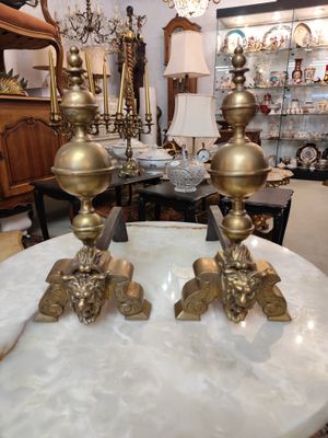 Žalvariniai židinio aksesuarai