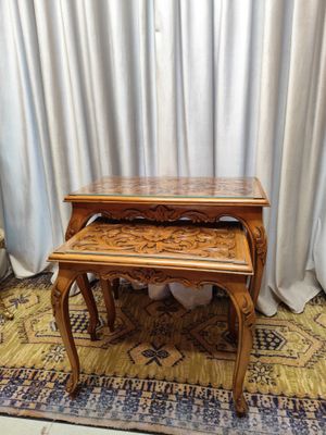 Drožinėtų staliukų komplektas