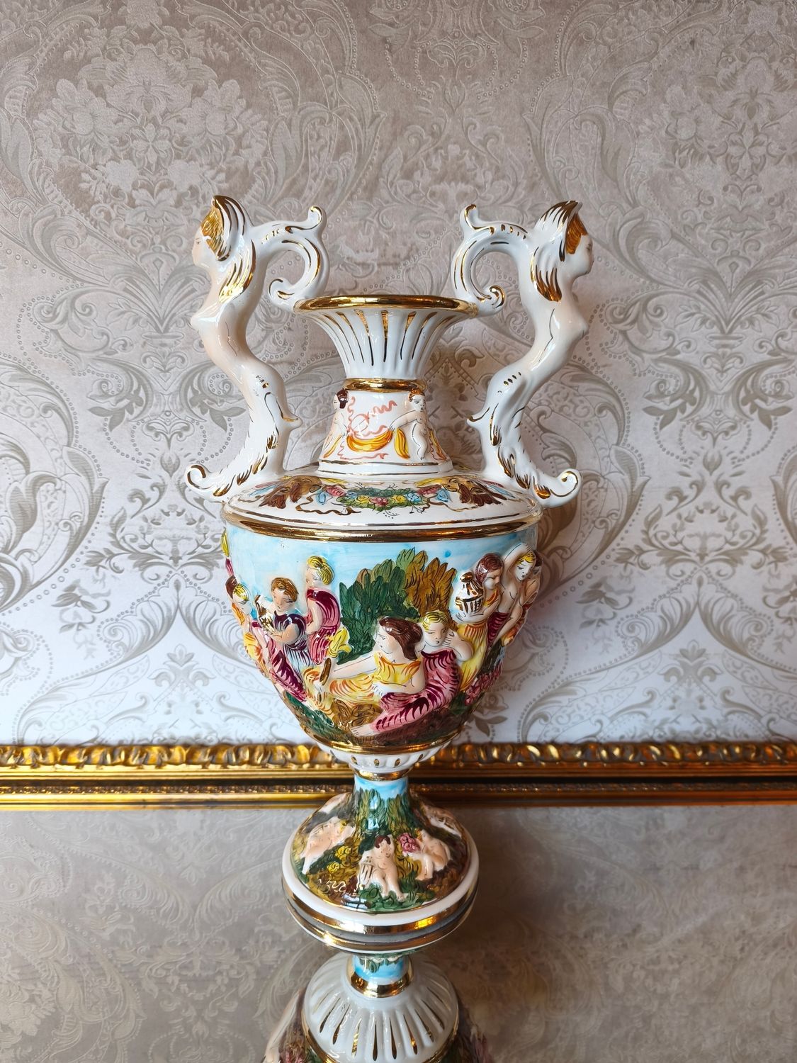 "Capodimonte" porceliano vaza