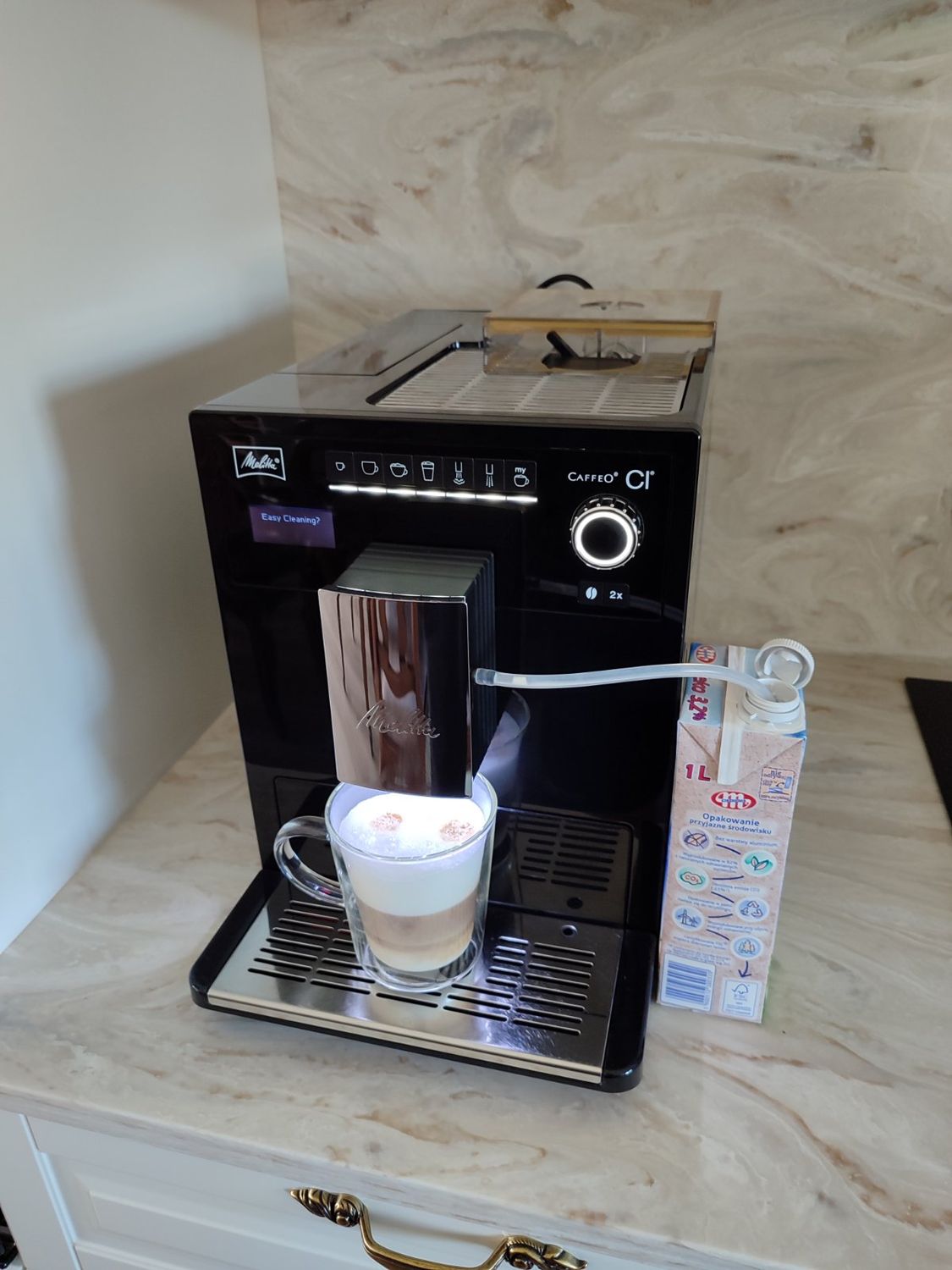 Naudotas kavos aparatas Melitta Caffeo CI