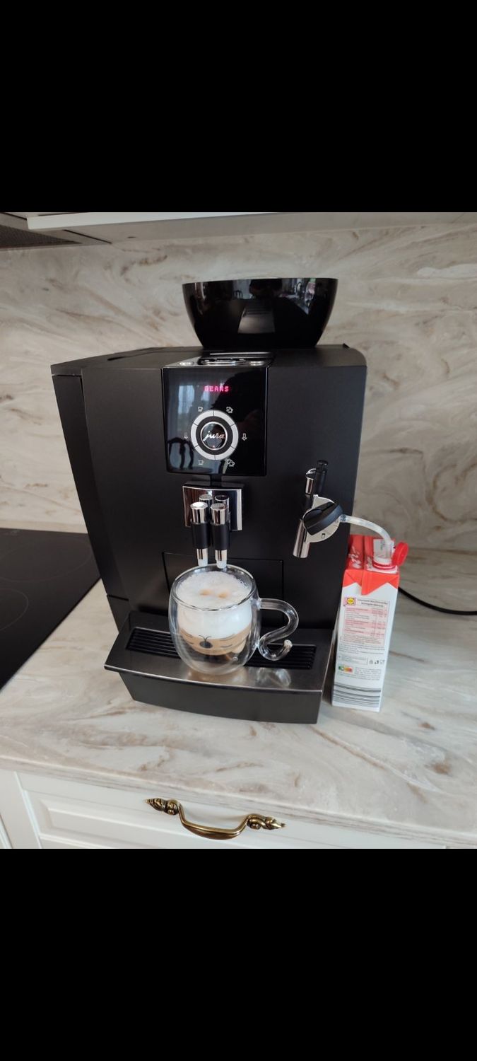 Naudotas kavos aparatas ​​JURA XJ6 Professional