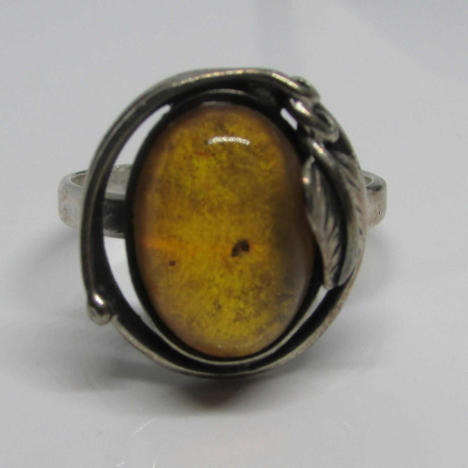 Floral Amber Ring c. 1970's