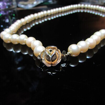 Vendome's Champagne Pearl Necklace with Gold Rosebud Clasp c. 1980's