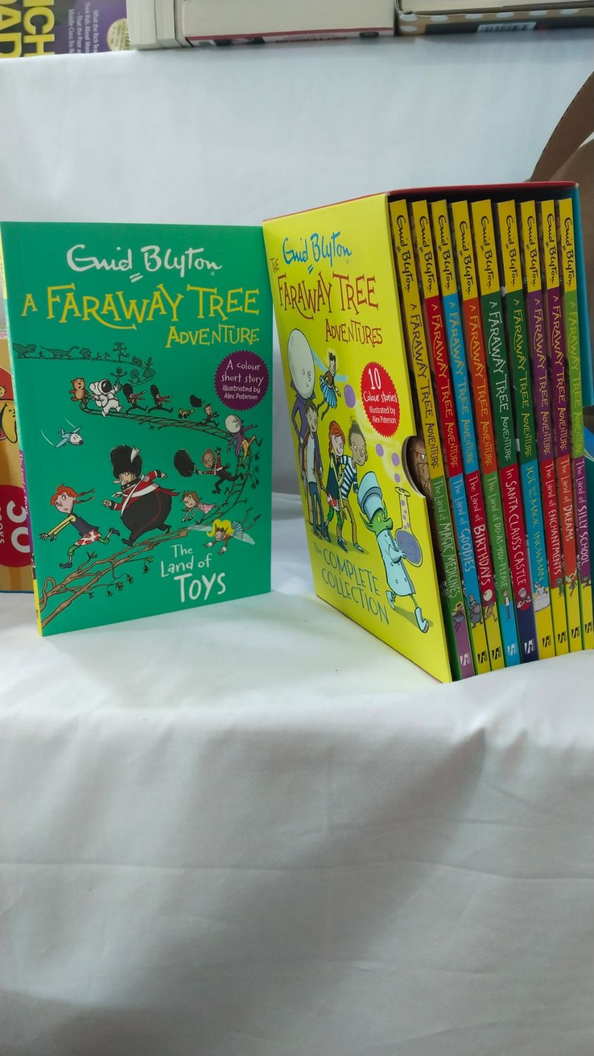 THE FARAWAY TREE ADVENTURES: THE COMPLETE COLLECTION (10 BOOKS BOX SET)