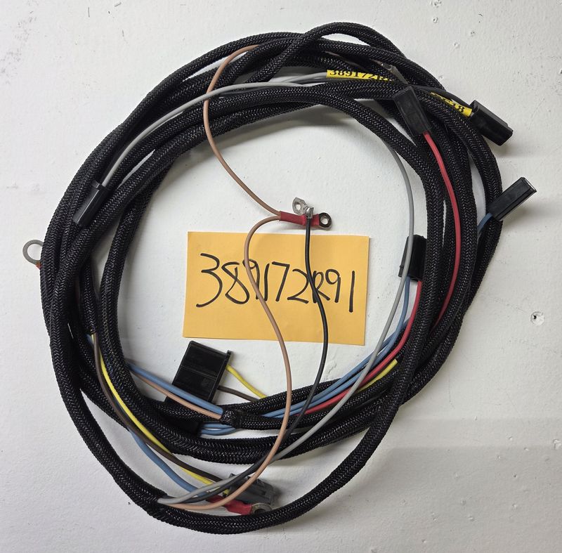 389172R91 - Harness Main Front with Alternator, Serial # 16268 & Below