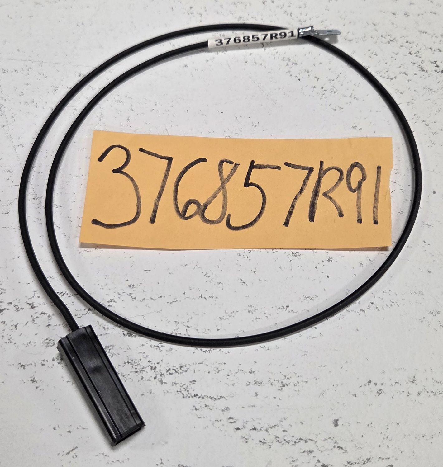 376857R91 - Cable Assembly Tail Light