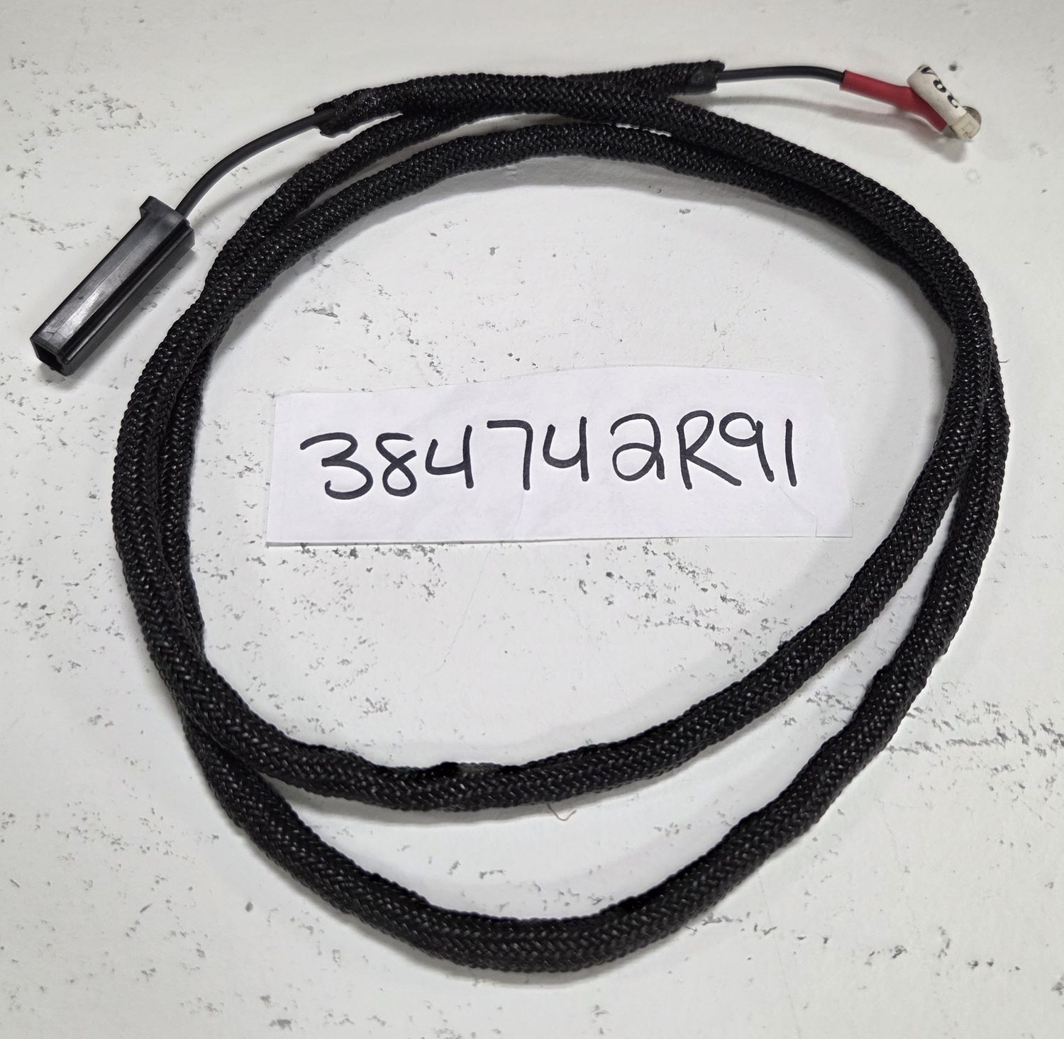 384742R91 - Fuel Shut-off Solenoid Junction with Alternator cable