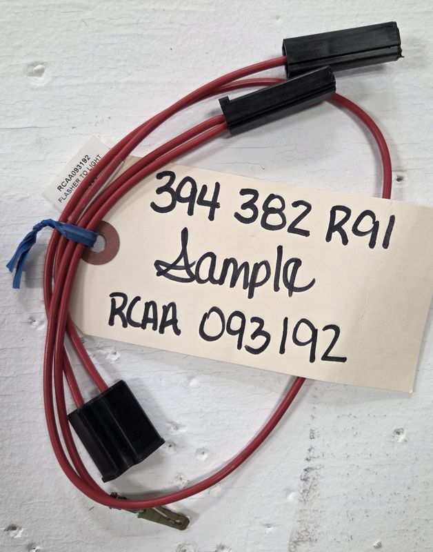 394382R91 - Cable Assembly Flasher to Light