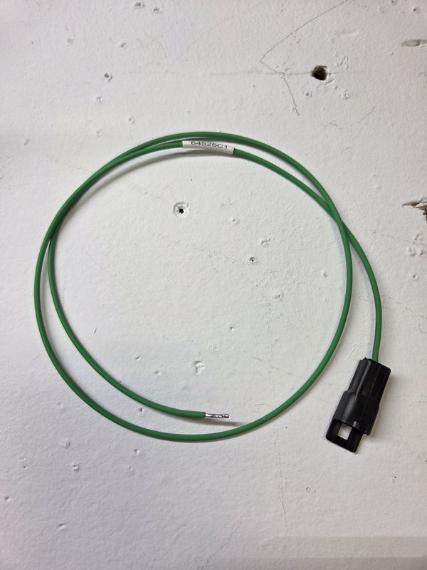 64525C1 - Cable Warning Light to Connector (Right Hand)