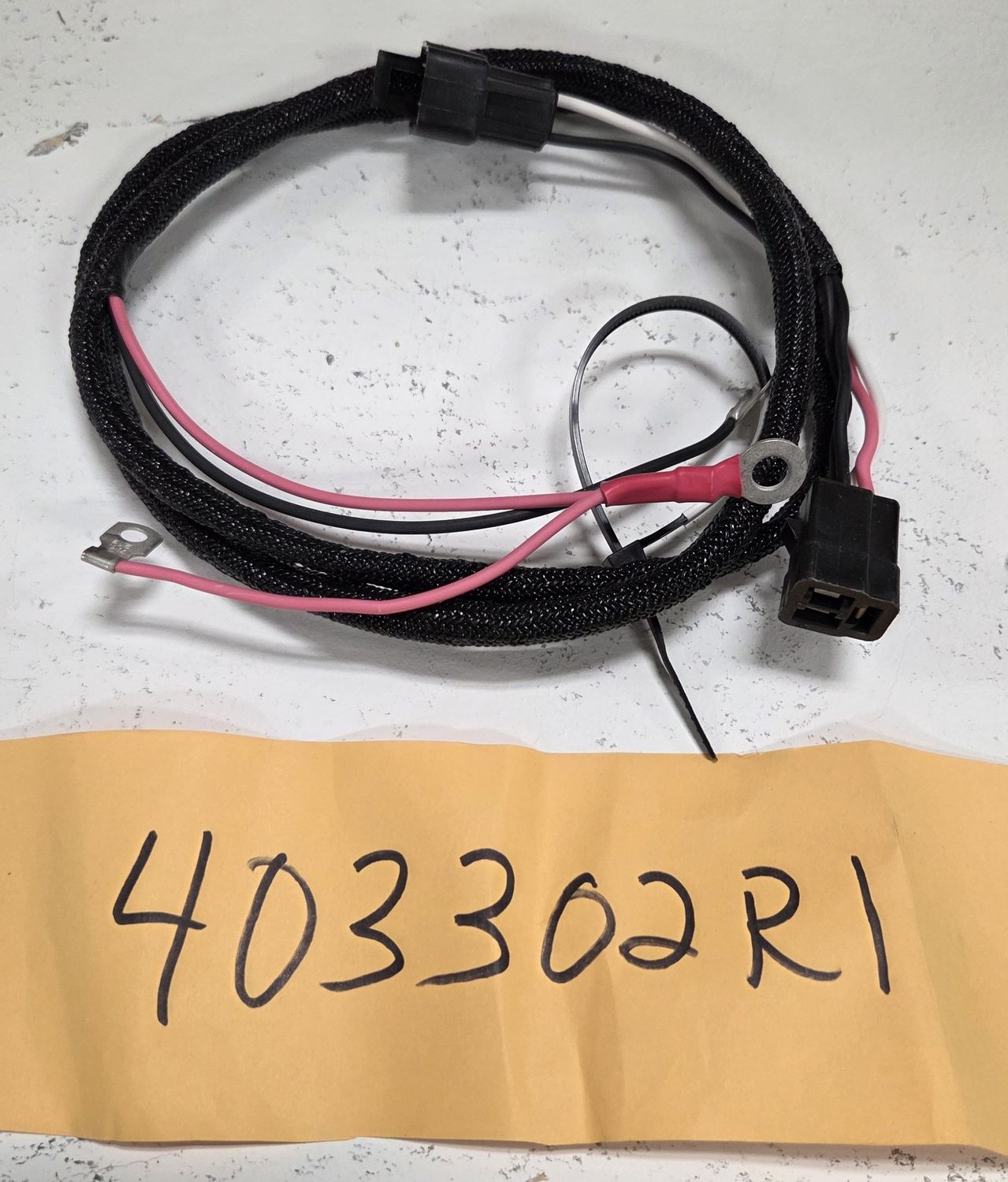 403302R1 - Harness Combination and Flashing Light with Breakaway Connector