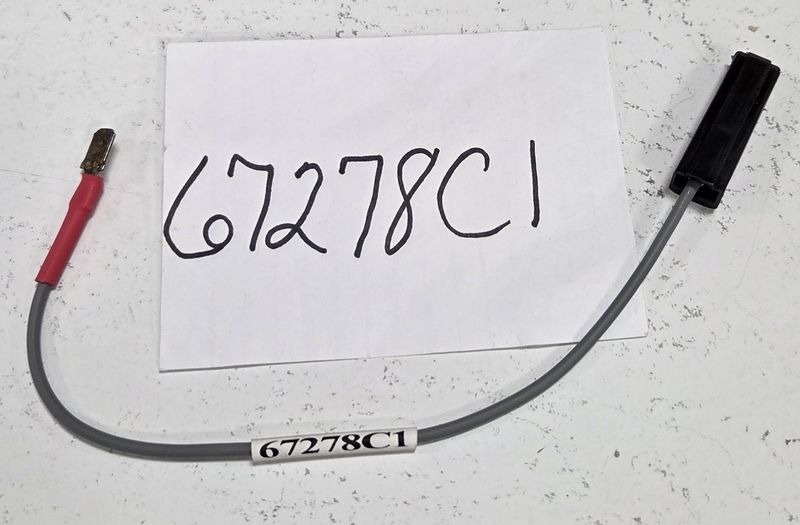 67278C1 - Cable Flashing Warning Light Ext with Four Post Protective Frame