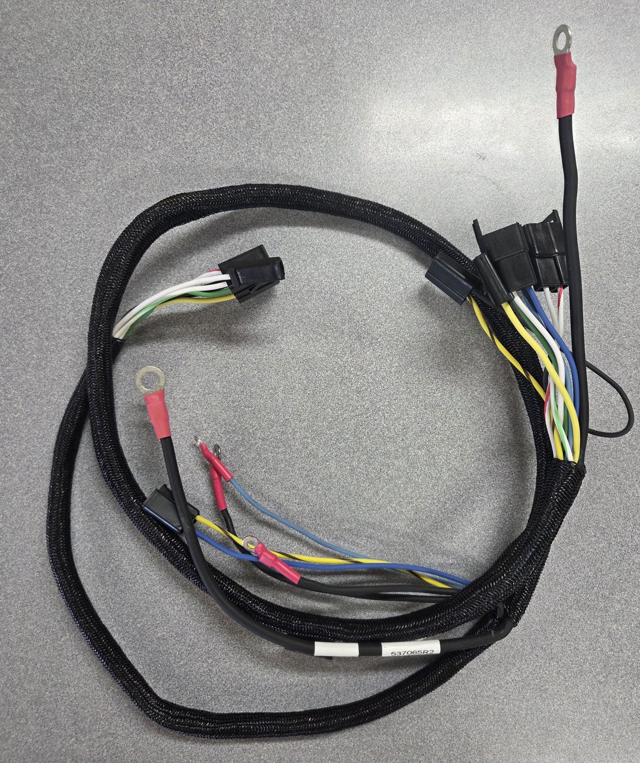 537065R2 - Cab Power Cable Harness for Heavy Duty Cabs with Air Conditioning 537065R2 - Cab Power Cable Harness for Heavy Duty Cabs with Air Conditioning