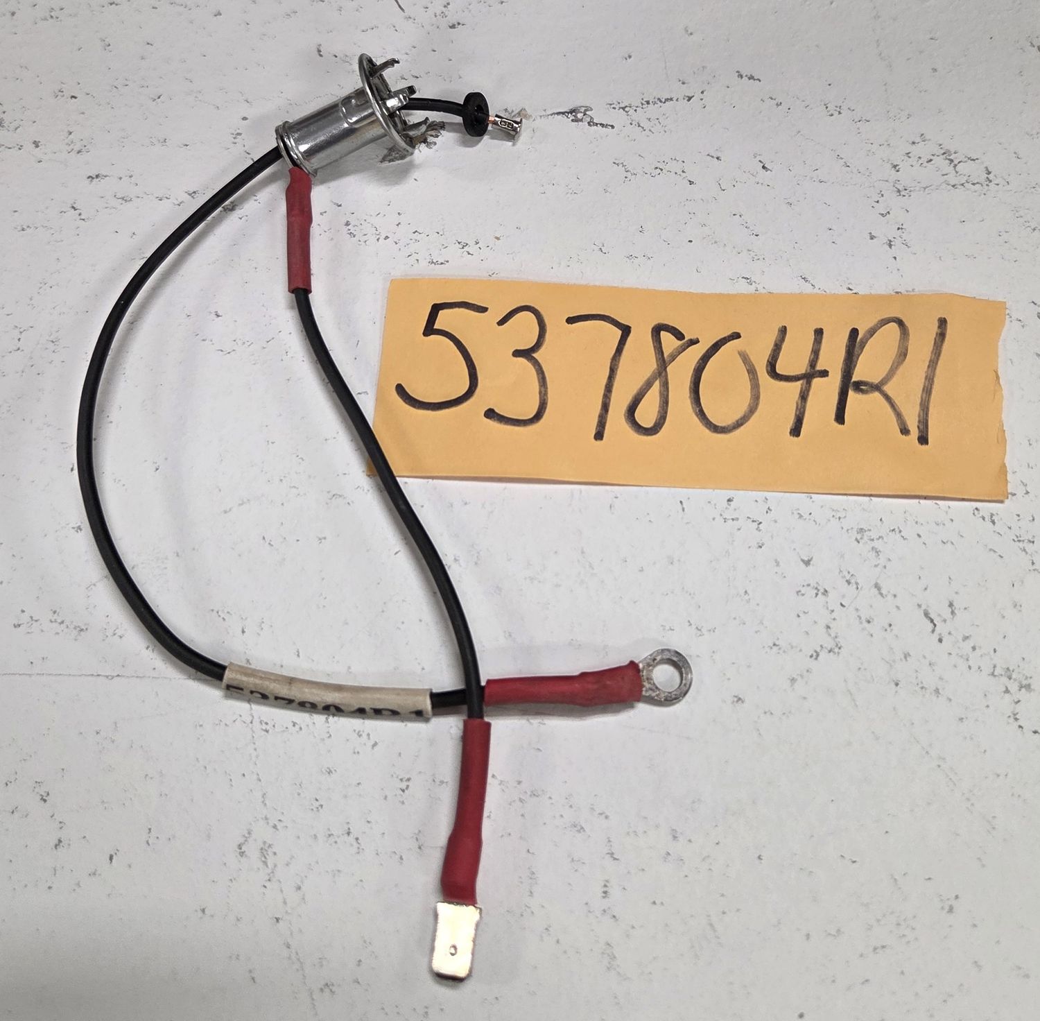 537804R1 - Socket Assembly Parking Brake & Transmission Oil Pressure (1 used)