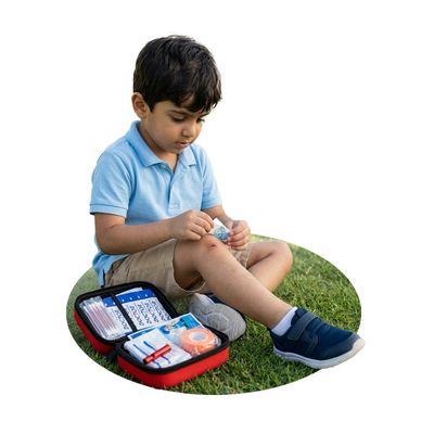 حقيبة إسعافات أولية للأطفال لون ابيض