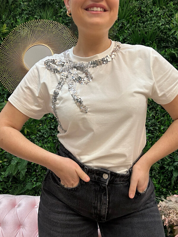 Camiseta lazada plata