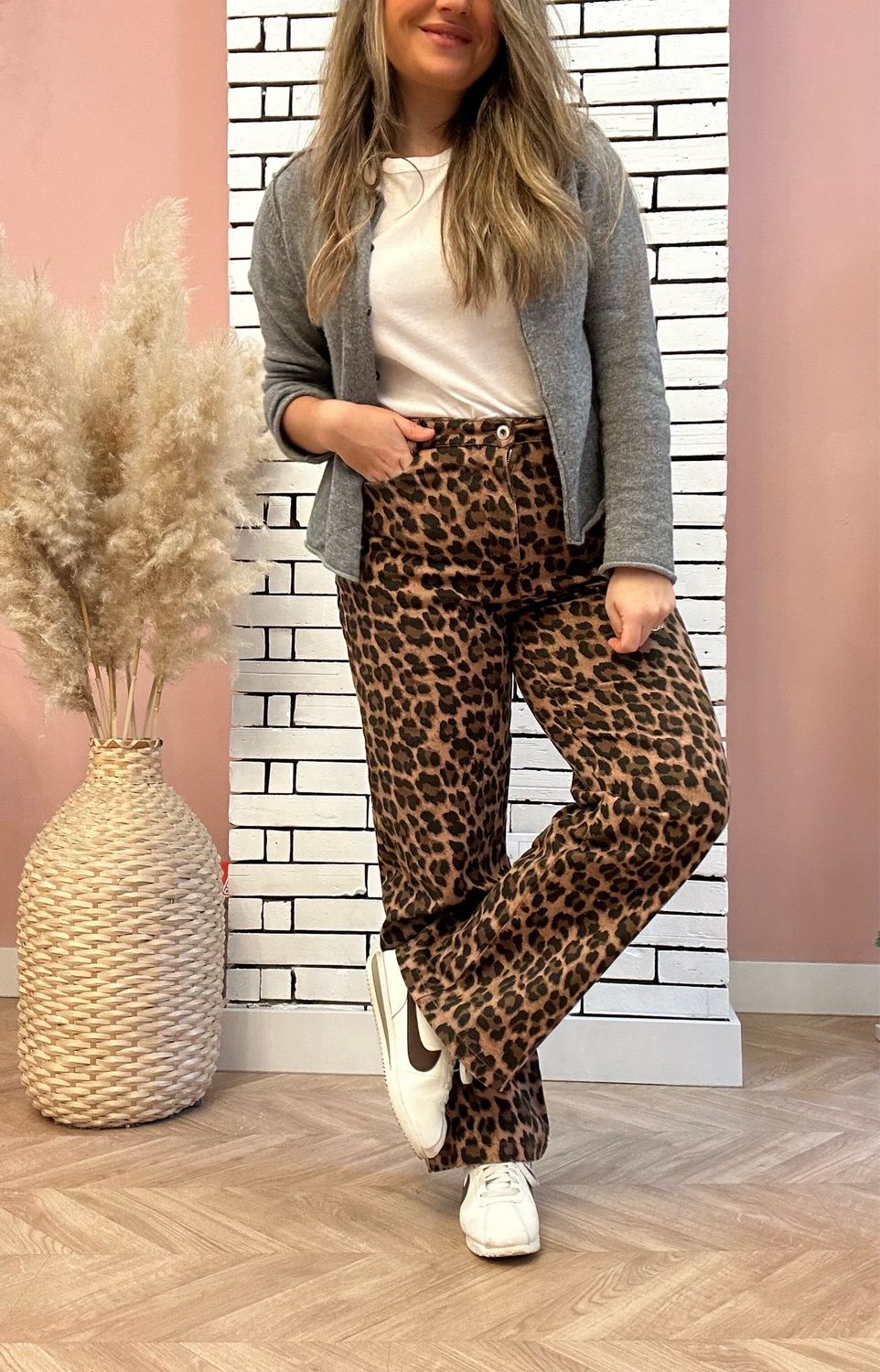 Pantalón recto animal print