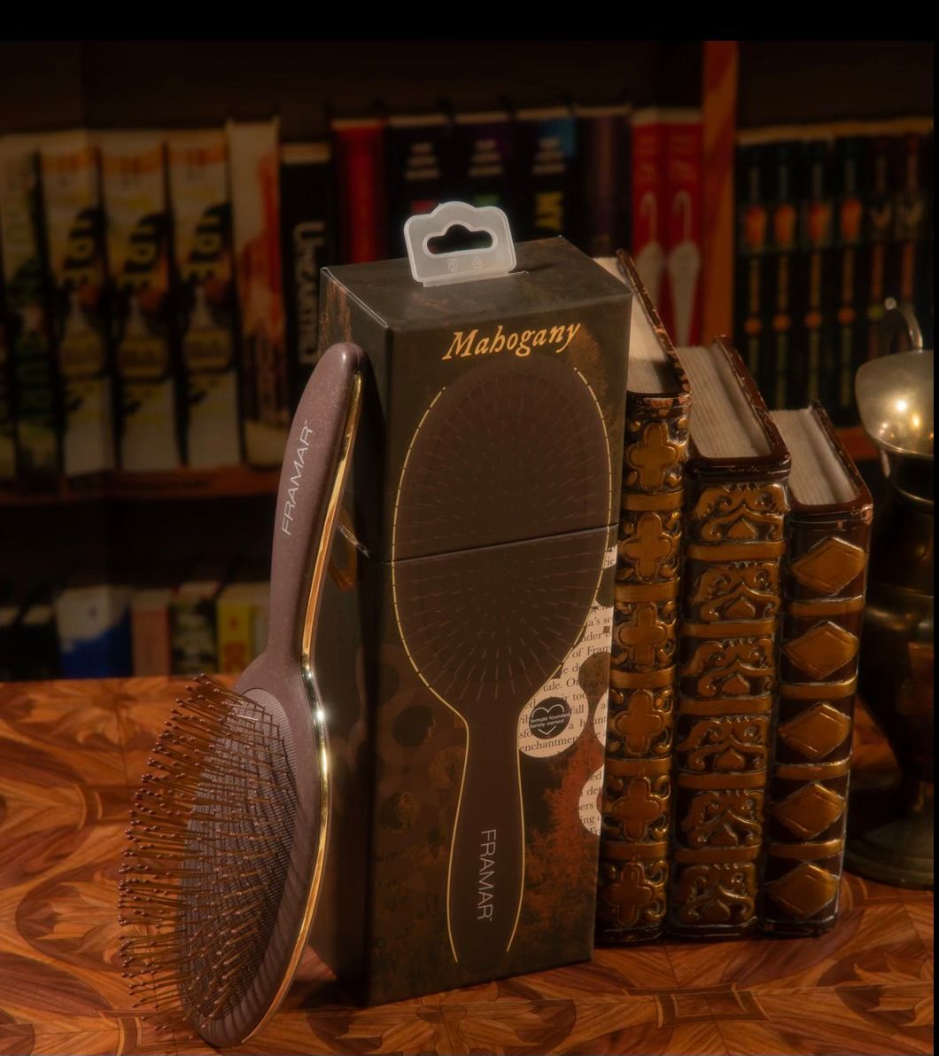 Framar Mahogany Detangling Brush