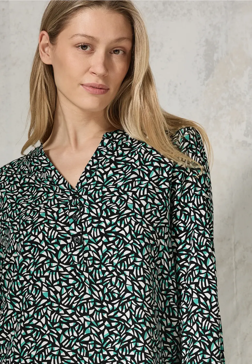 Cecil Minimal Print Blouse