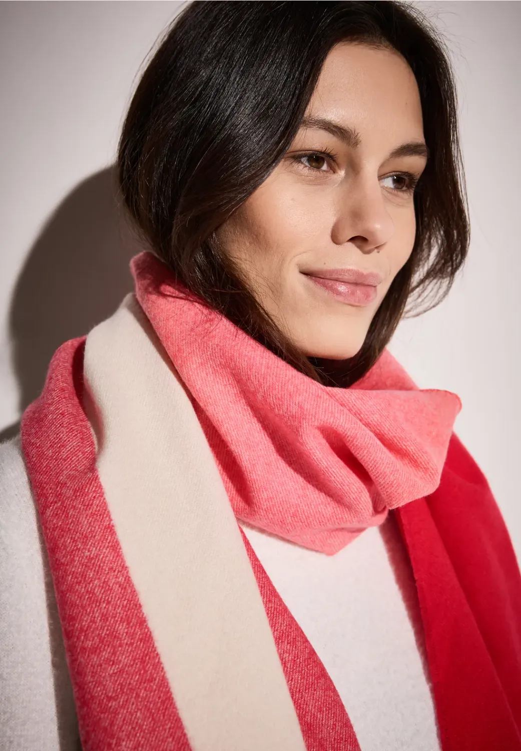 Cecil Cozy Woven Scarf