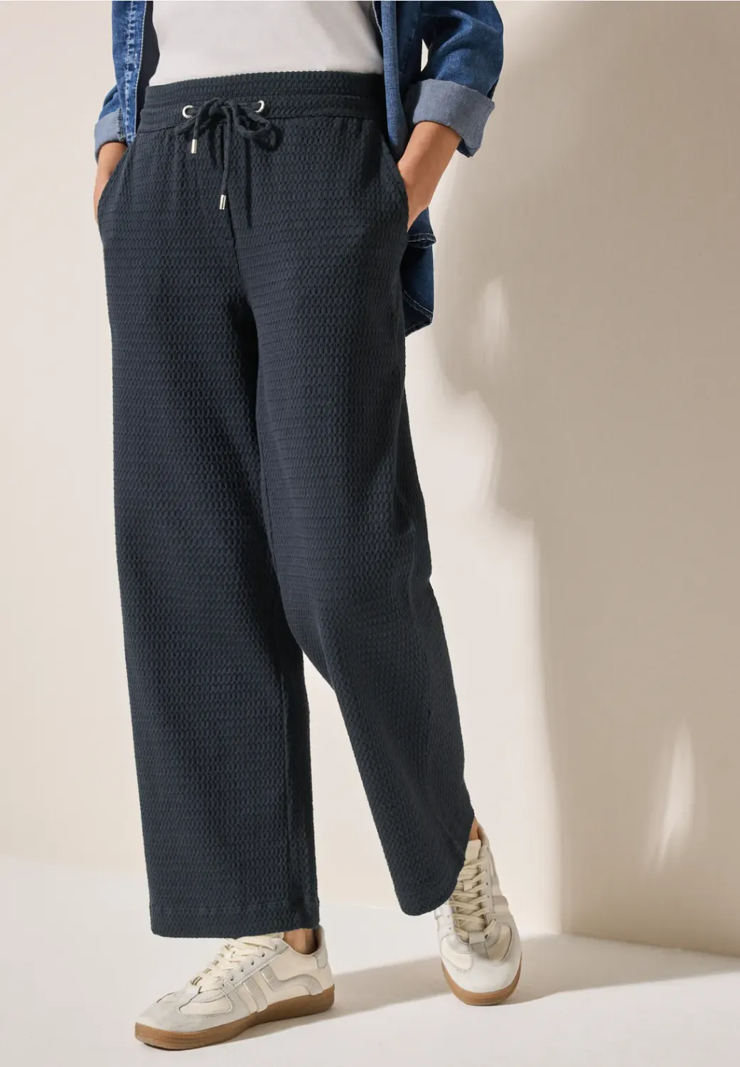 Cecil SET_Style Neele Structured