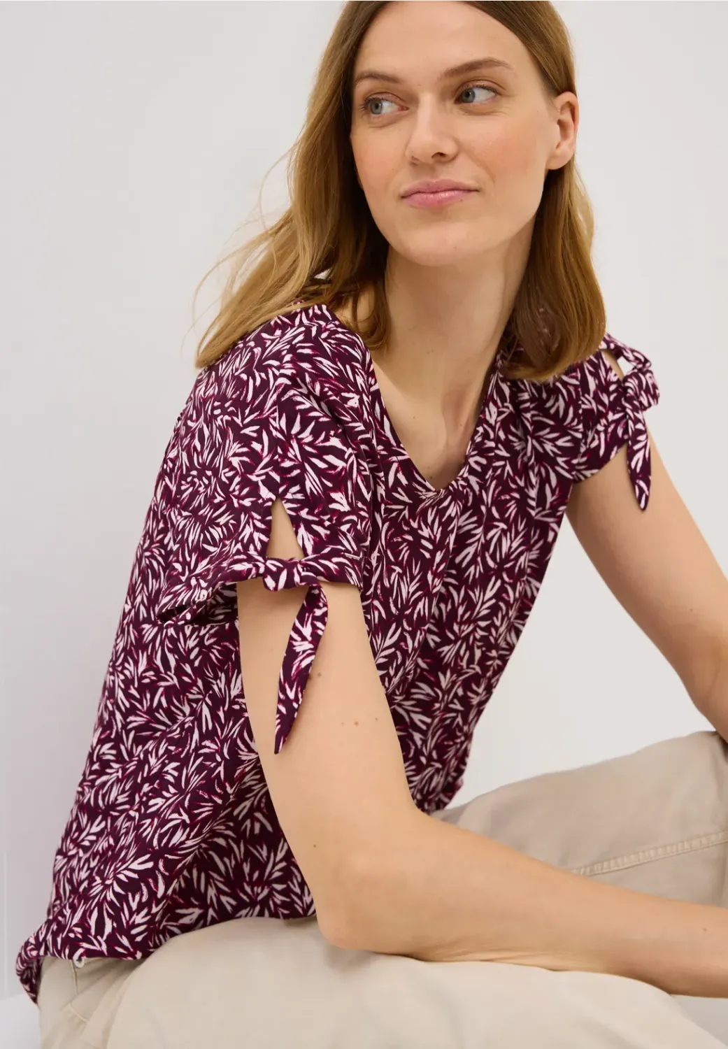 Cecil Minimal Print Blouse w. Kno