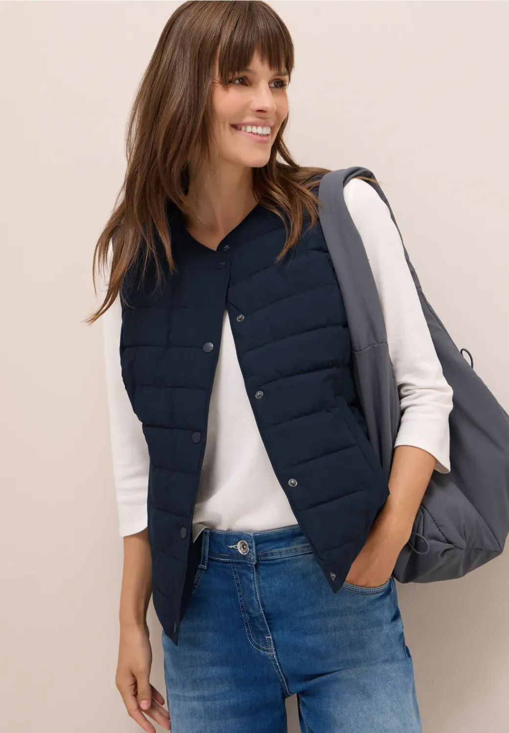 Cecil Padded Underlayer Light Ves